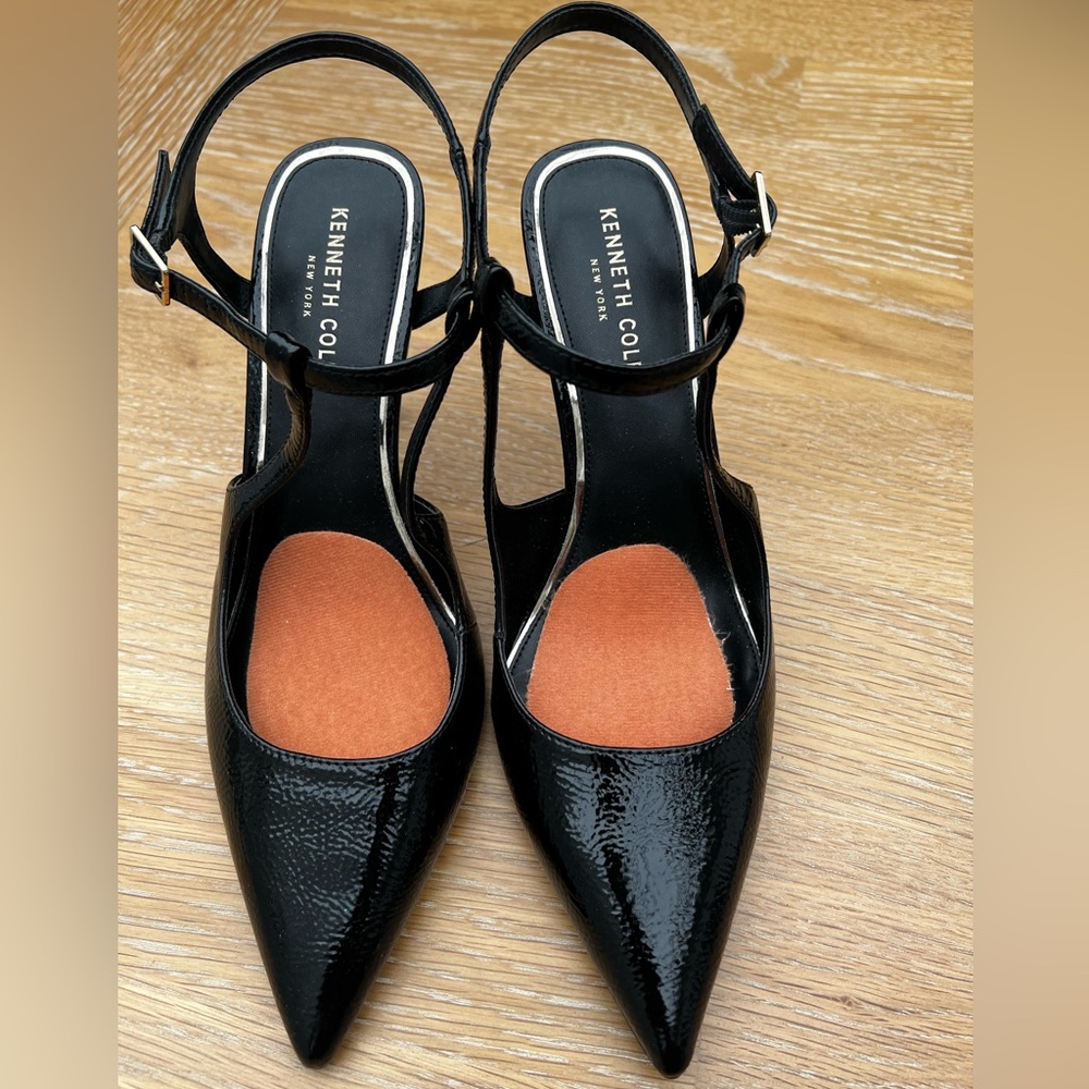 Kenneth Cole Sleek Black Heels